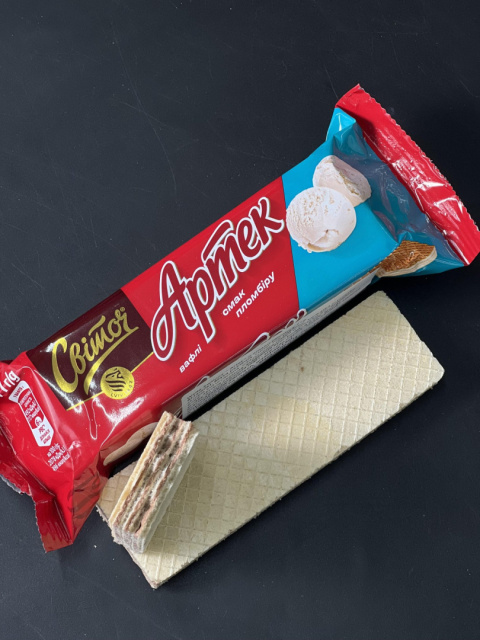Wafle Switocz "Artek" o smaku plombira 71g Wafle Switocz "Artek" o smaku plombira 71g